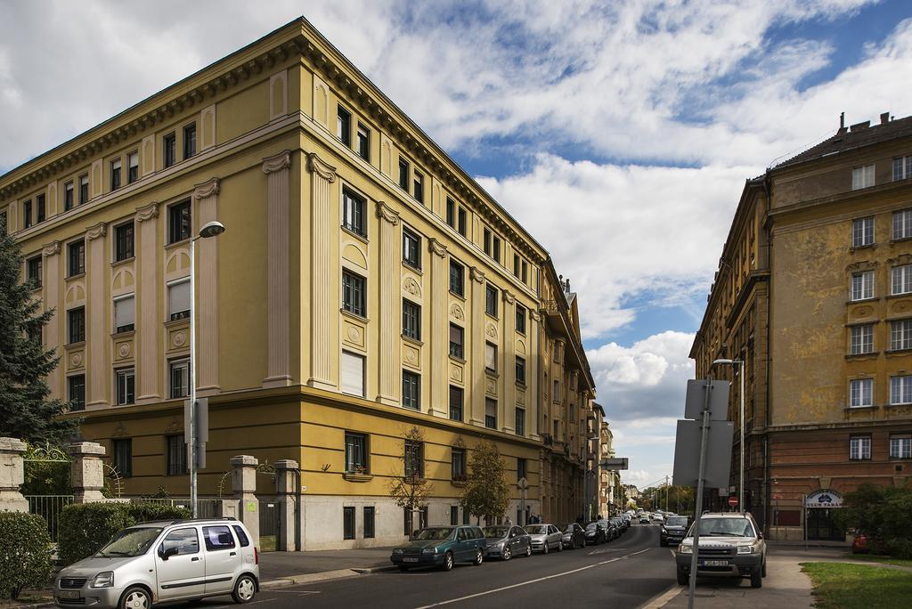 Engel Apartman Budapest Exteriör bild